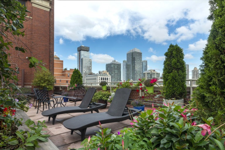 The ster Apartments NYC's Premier Women’s Residence